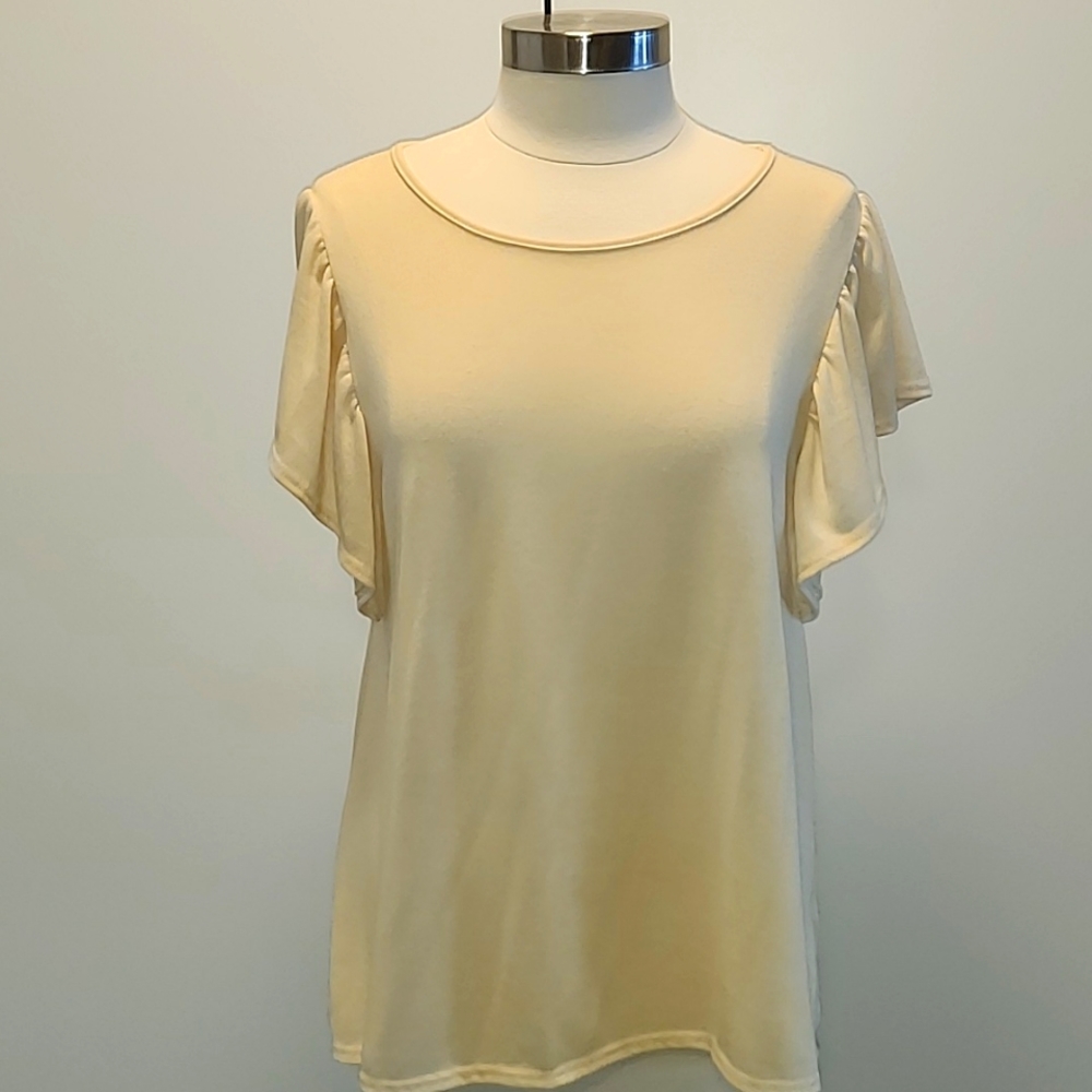 Perfect Peach Cream Color Top